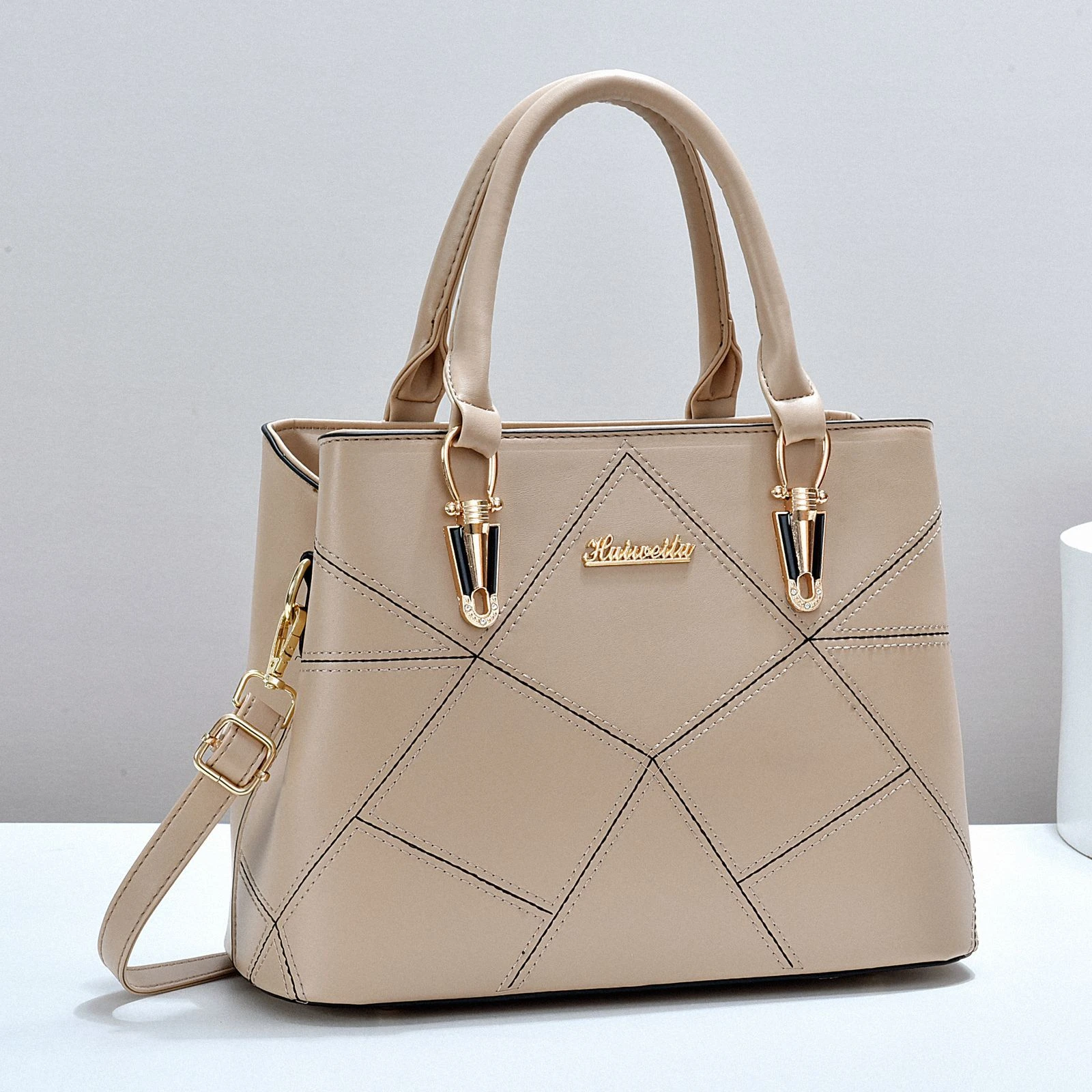 High-End Classic Large-Capacity Handbag